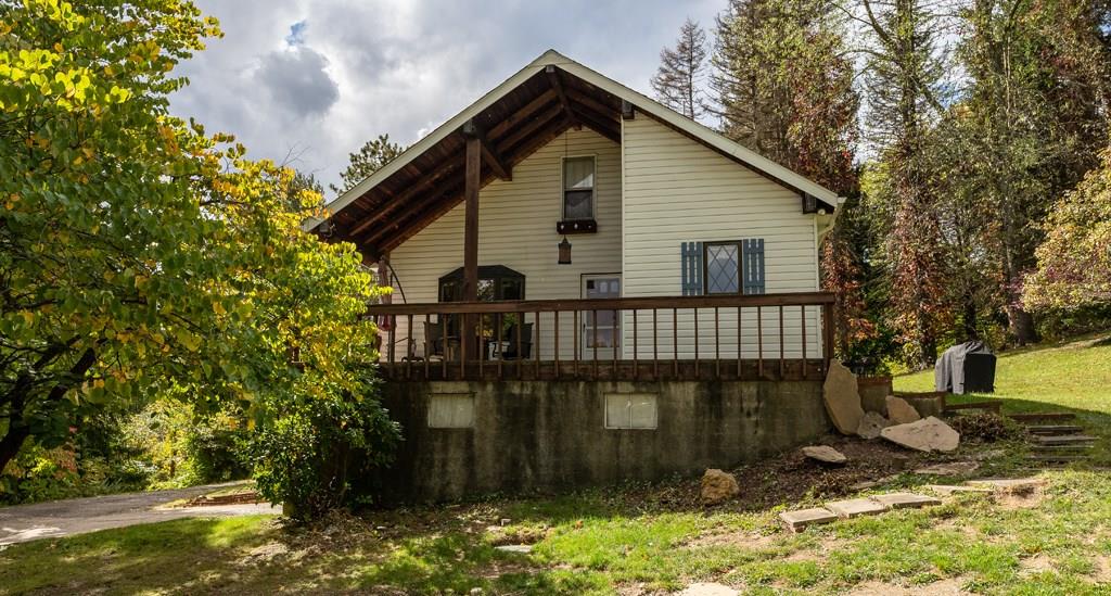 210 Cliff Mine Road Coraopolis, PA 15108 - Photo 2 of 25 Gallery Image 2