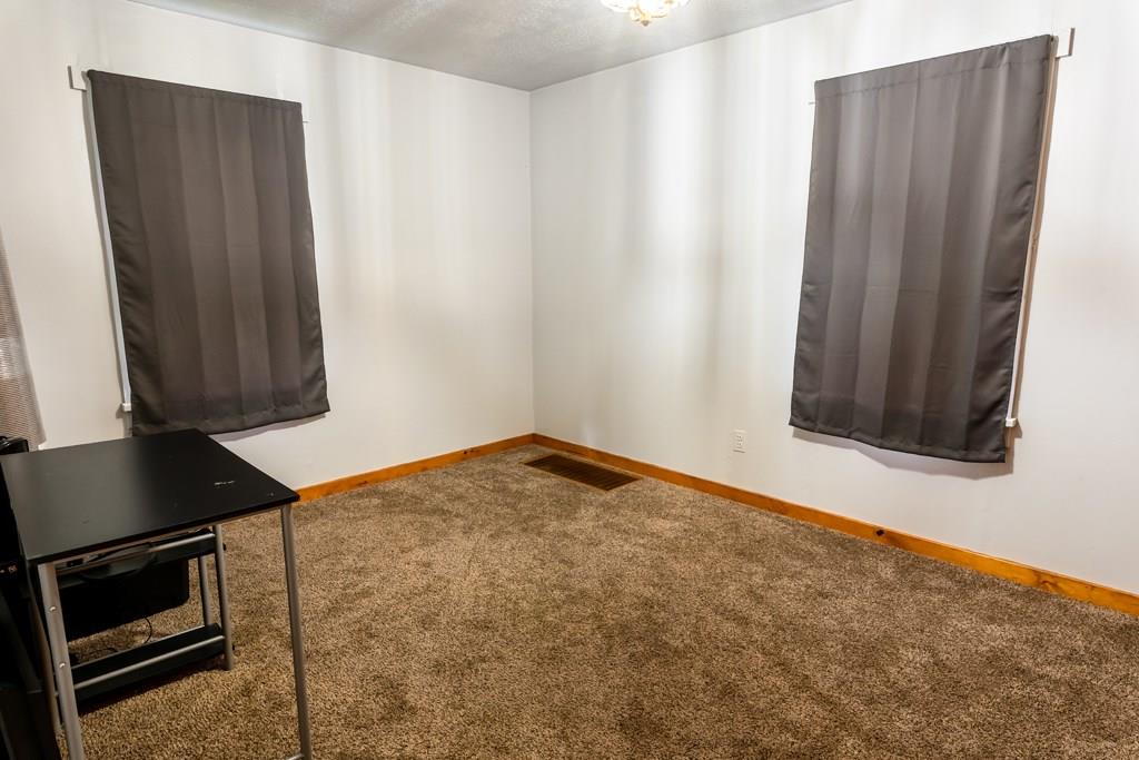 210 Cliff Mine Road Coraopolis, PA 15108 - Photo 12 of 25 Gallery Image 12
