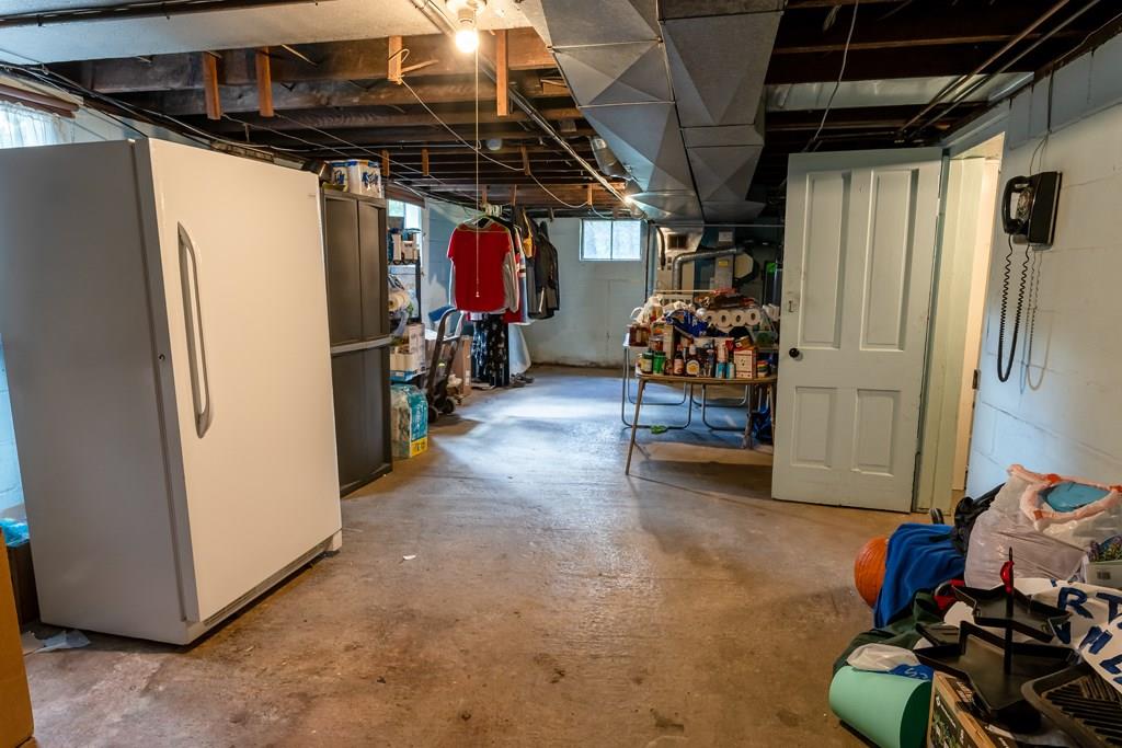 210 Cliff Mine Road Coraopolis, PA 15108 - Photo 17 of 25 Gallery Image 17