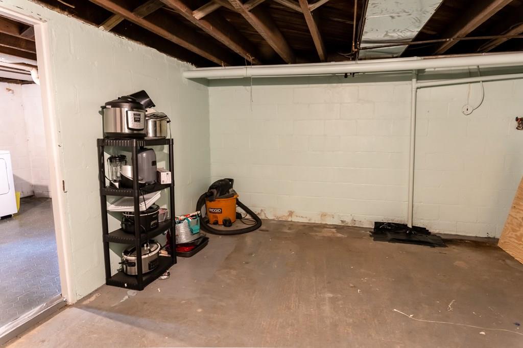 210 Cliff Mine Road Coraopolis, PA 15108 - Photo 18 of 25 Gallery Image 18