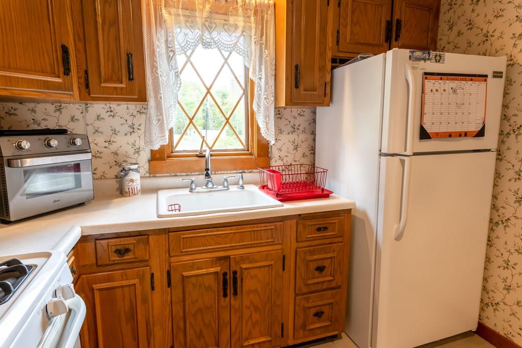 210 Cliff Mine Road Coraopolis, PA 15108 - Photo 5 of 25 Gallery Image 5