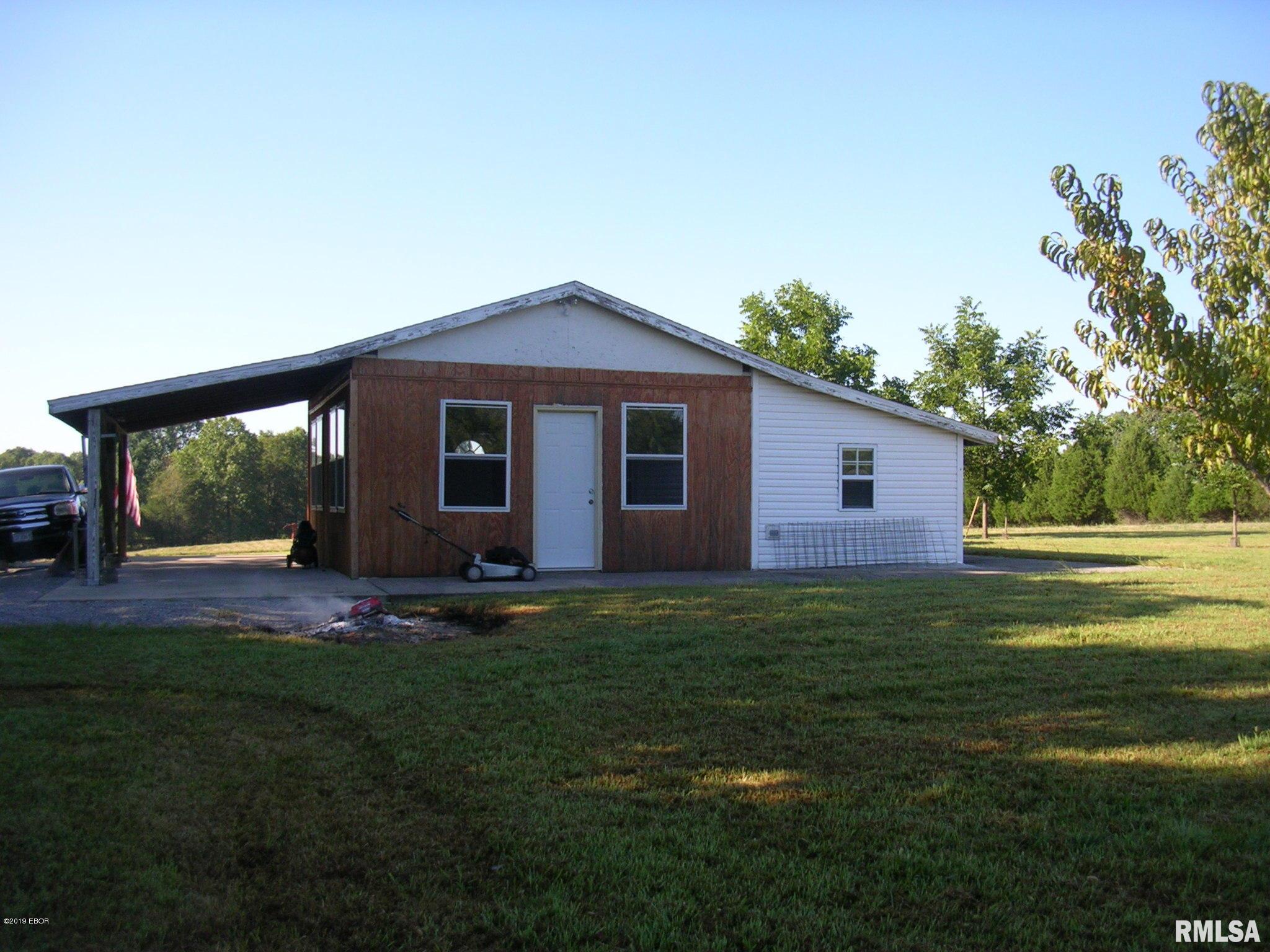 930 Ozark Road Ozark, IL 62972 - Photo 8 of 22