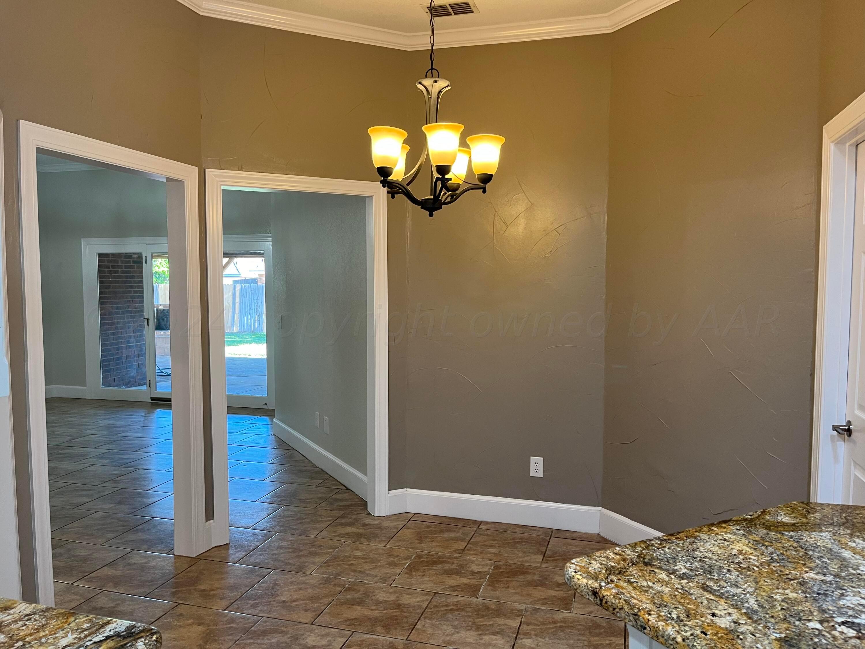 7104 Rochelle Lane Amarillo, TX 79109 - Photo 13 of 44 Dining Area