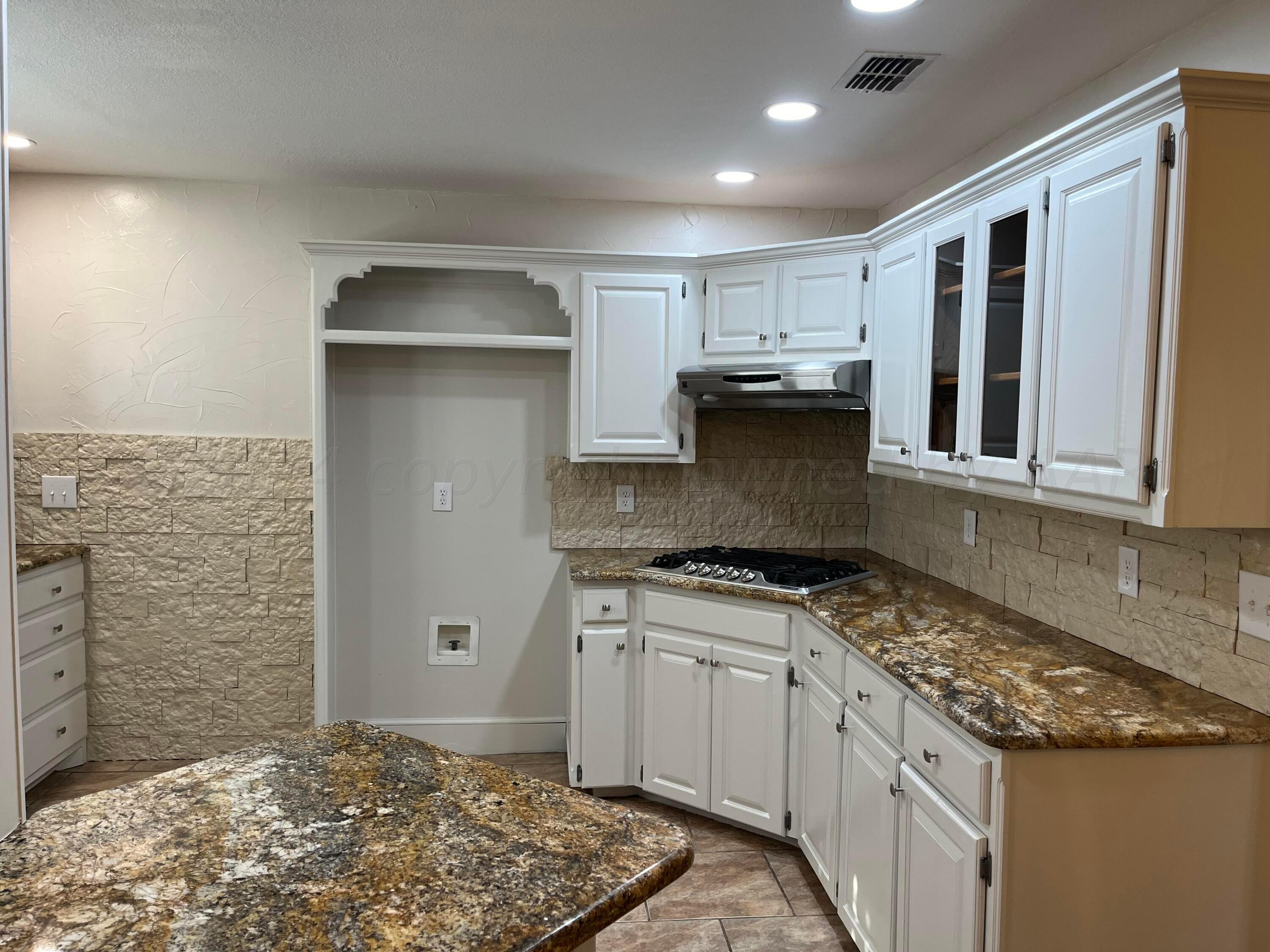 7104 Rochelle Lane Amarillo, TX 79109 - Photo 8 of 44 Kitchen