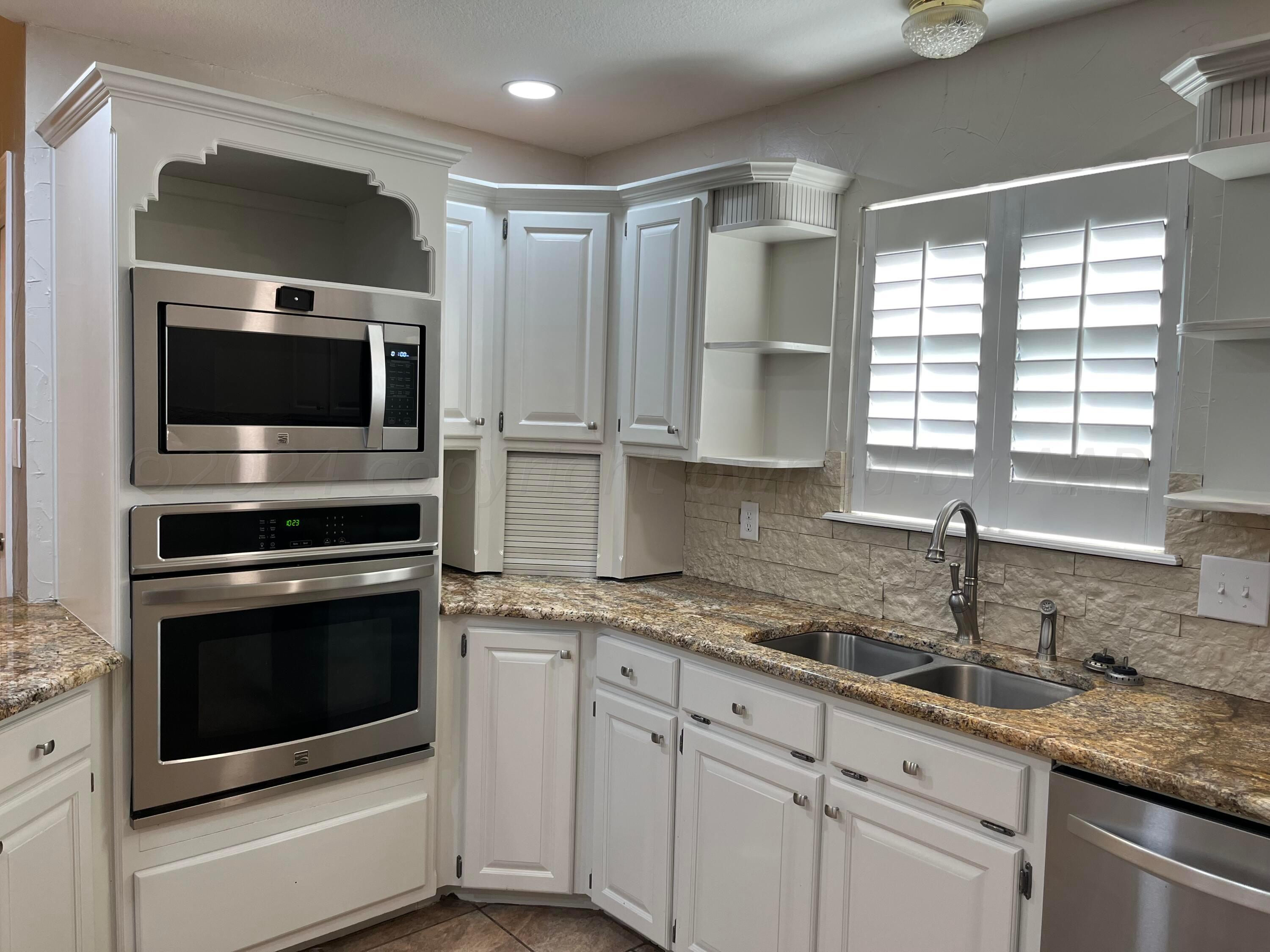 7104 Rochelle Lane Amarillo, TX 79109 - Photo 9 of 44 Kitchen