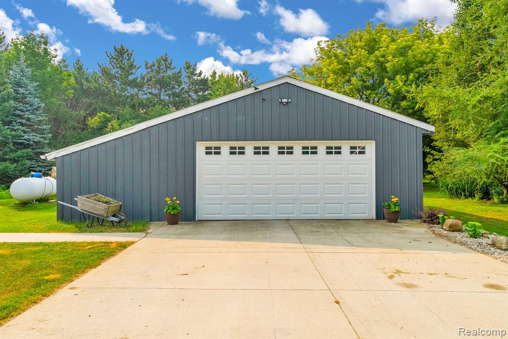 10077 Yale Road Avoca, MI 48006 - Photo 51 of 73