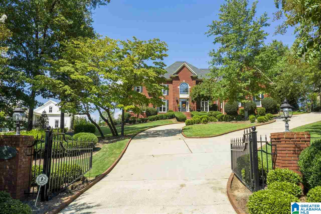 238 Shades Crest Road Birmingham, AL 35226 - Photo 4 of 50