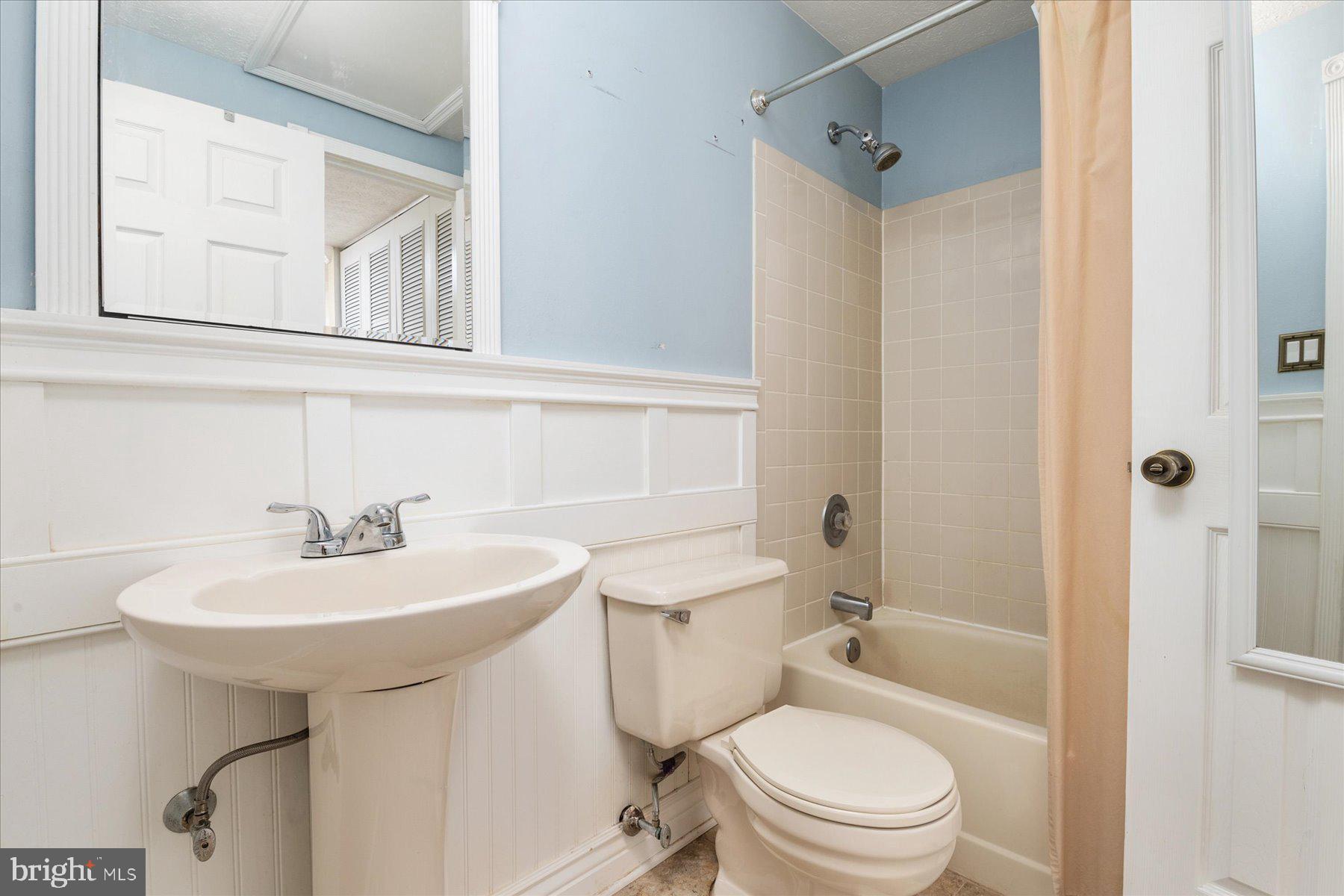 16 Dallington Court Perry Hall, MD 21128 - Photo 14 of 36 Upstairs Bathroom