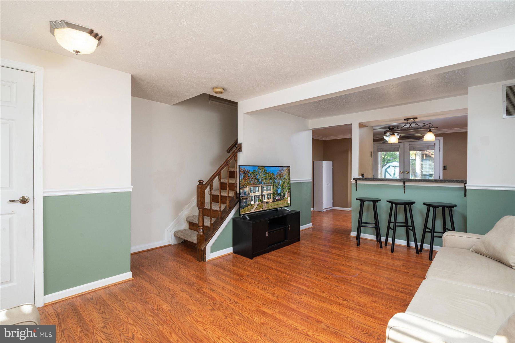 16 Dallington Court Perry Hall, MD 21128 - Photo 6 of 36 Living Room