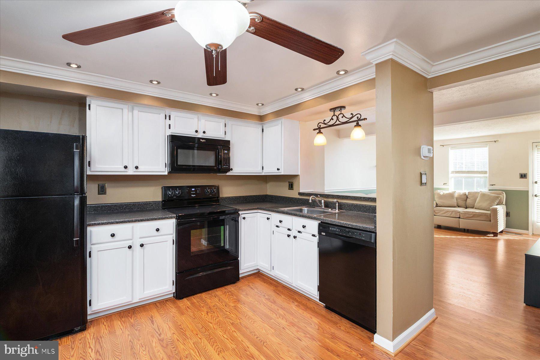 16 Dallington Court Perry Hall, MD 21128 - Photo 7 of 36 Kitchen