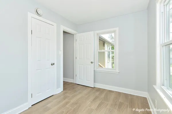 $1,950 | 1501 Round Lake Drive, Round Lake Beach, IL 60073