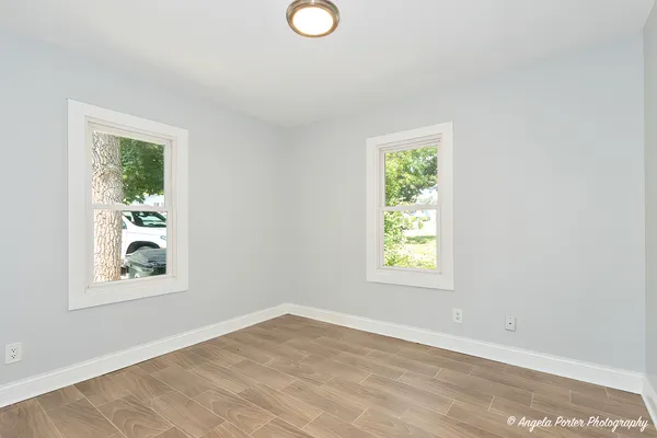 $1,950 | 1501 Round Lake Drive, Round Lake Beach, IL 60073