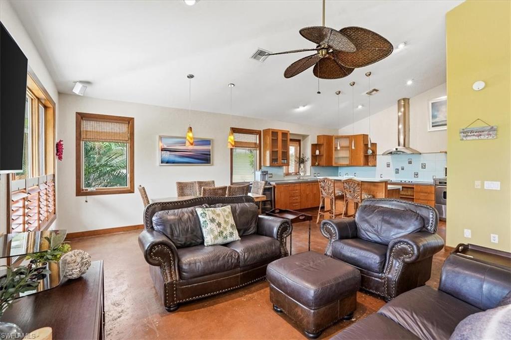 1680 Avion Place Naples, FL 34104 - Photo 19 of 50