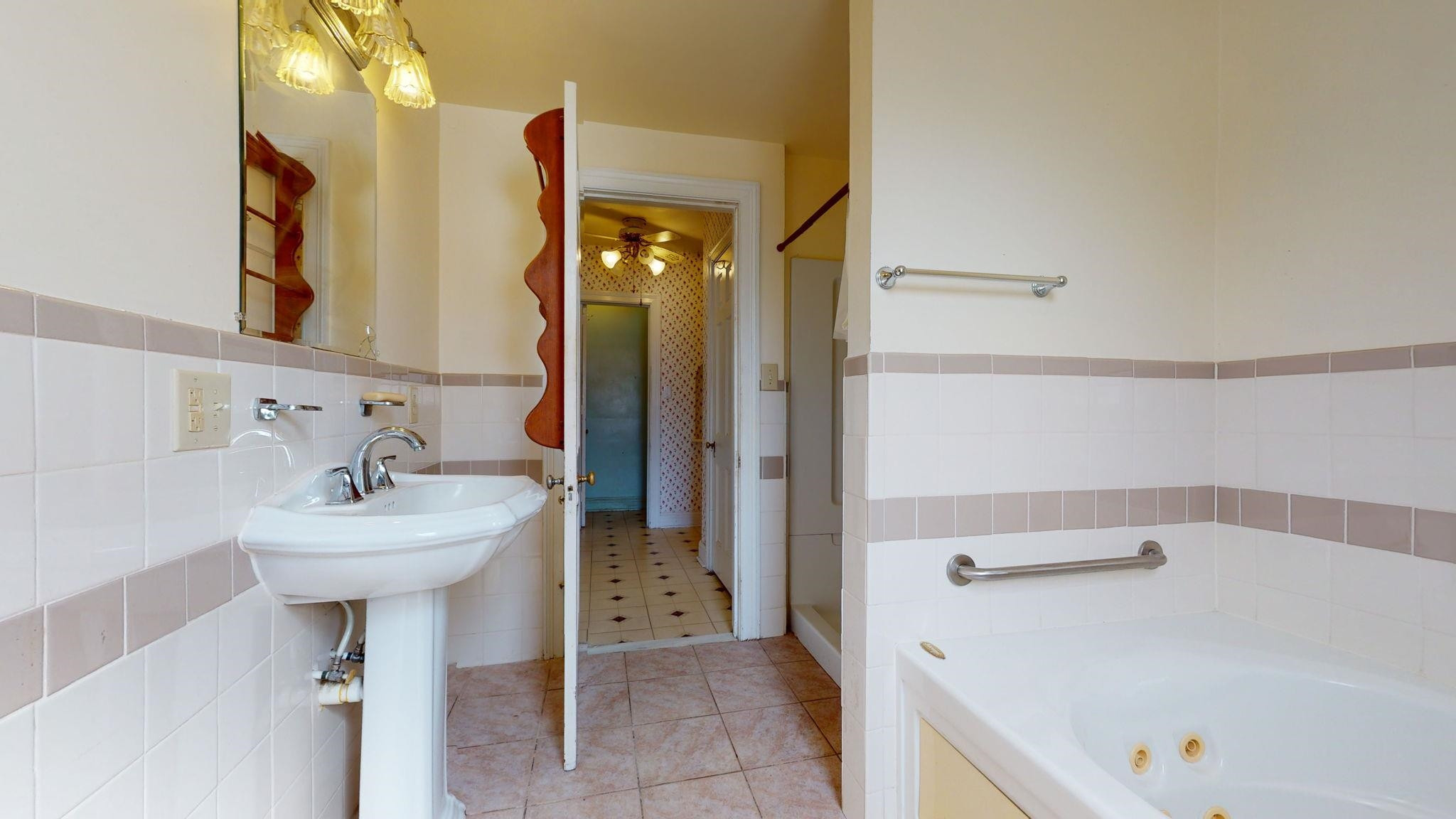 340 South Morgan Street Roxboro, NC 27573 - Photo 15 of 28 Photo 15