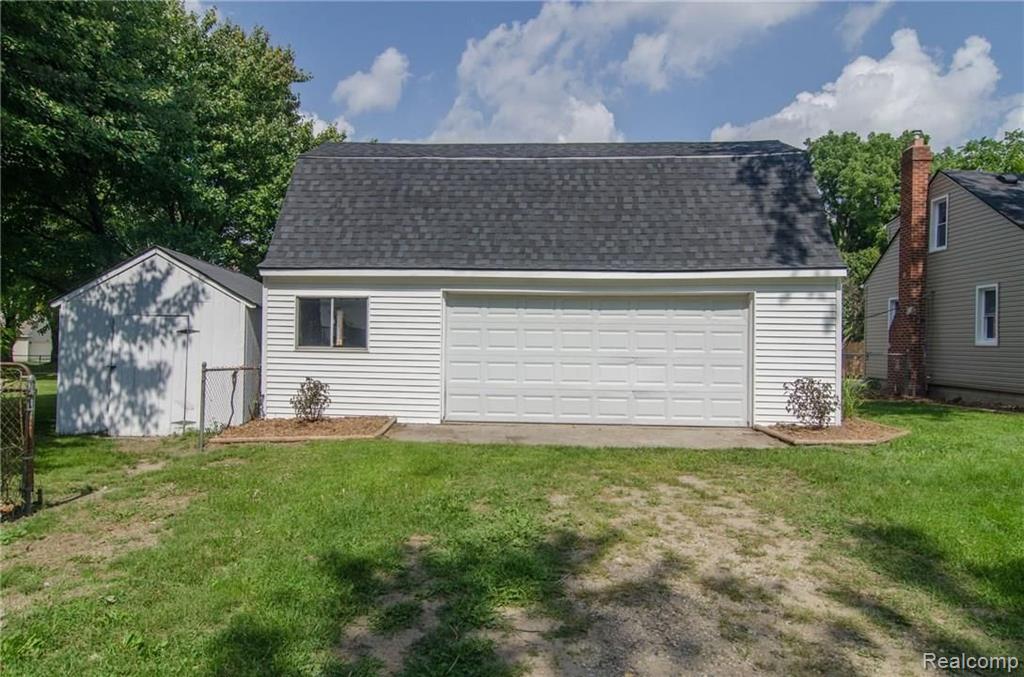 3550 Woodcrest Road Rochester Hills, MI 48309 - Photo 4 of 51