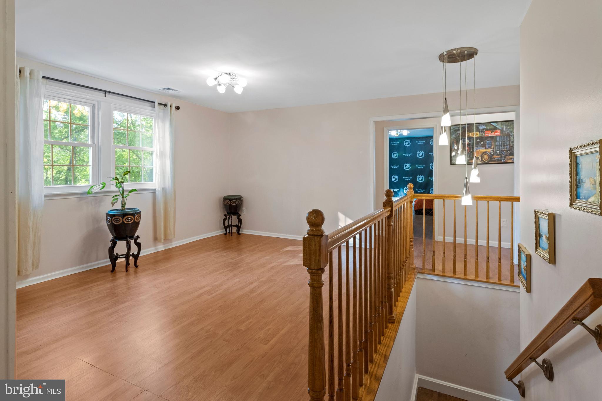 1604 Pennypack Road Huntingdon Valley, PA 19006 - Photo 19 of 48