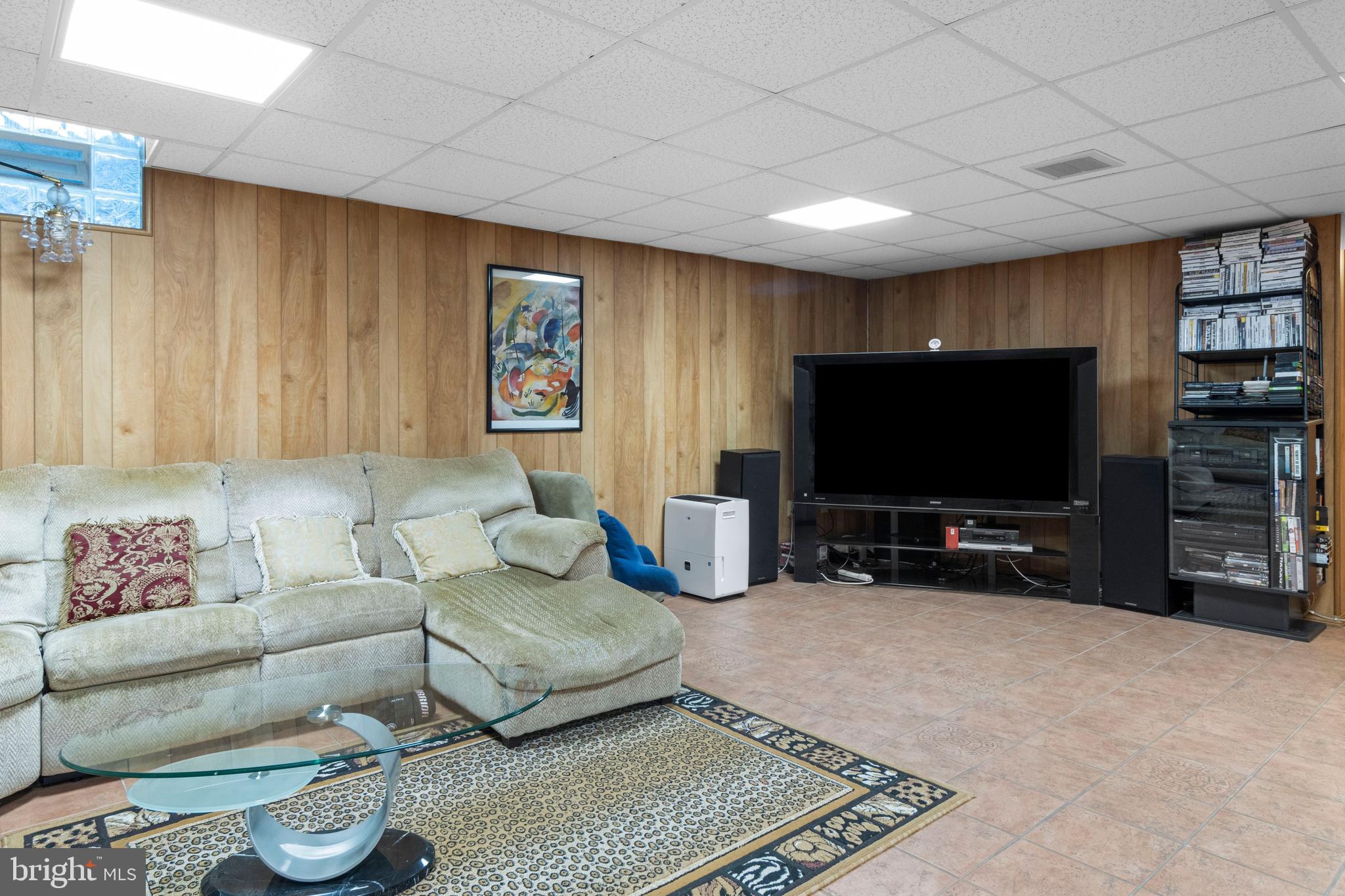 1604 Pennypack Road Huntingdon Valley, PA 19006 - Photo 39 of 48