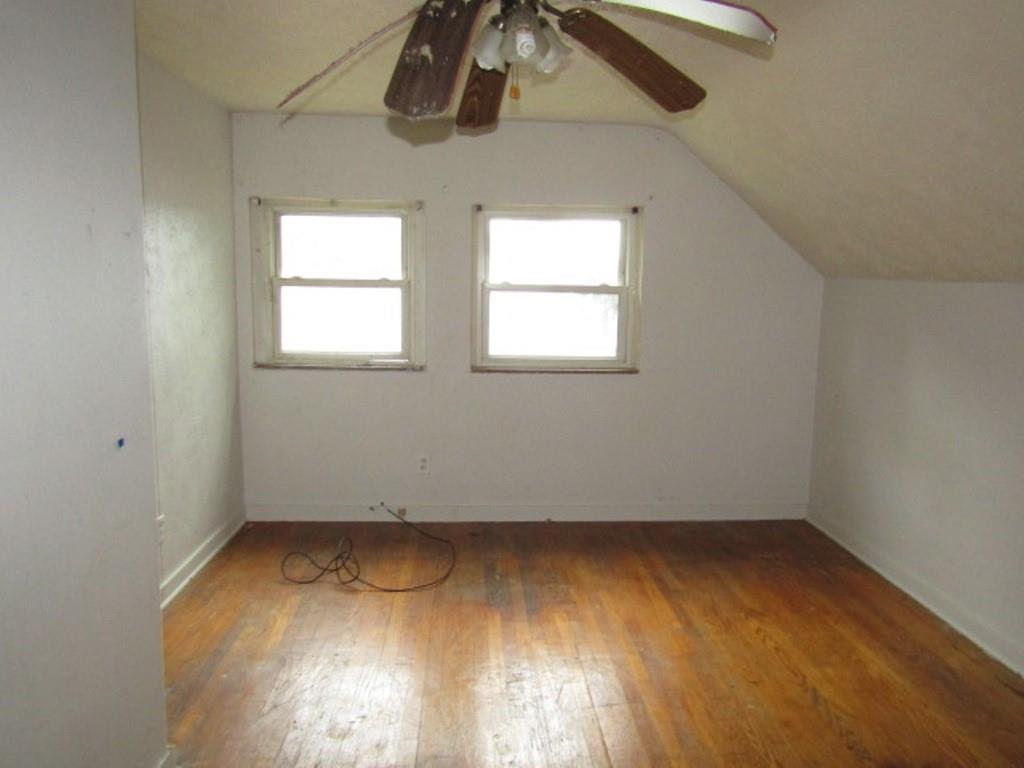 8041 Aber Road Verona, PA 15147 - Photo 28 of 38