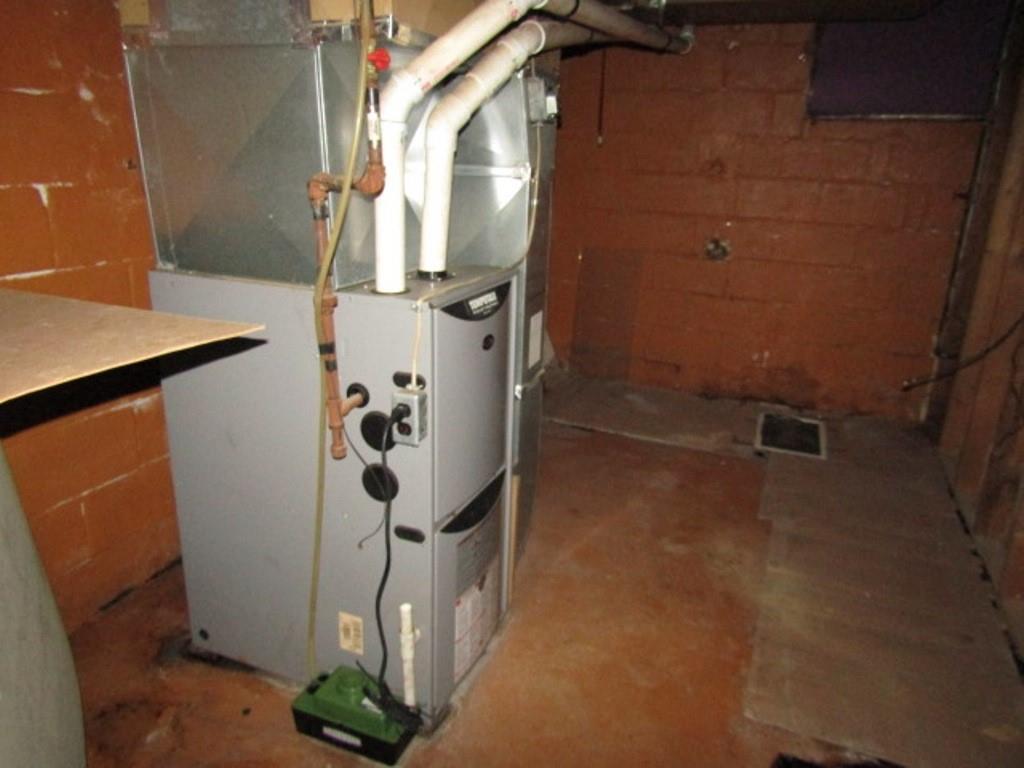 8041 Aber Road Verona, PA 15147 - Photo 35 of 38