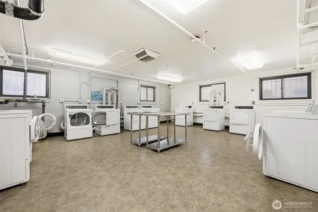 $264,000 | 1105 Spring Street, Unit 408, Seattle, WA 98104