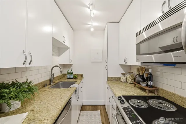 $264,000 | 1105 Spring Street, Unit 408, Seattle, WA 98104