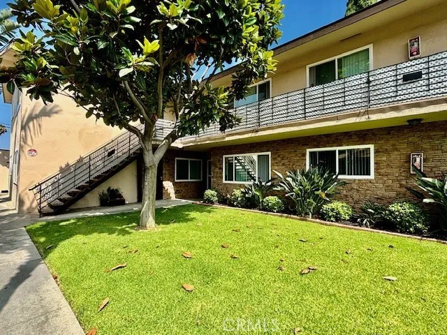 $1,895 | 12437 Harris Avenue, Unit 11, Lynwood, CA 90262