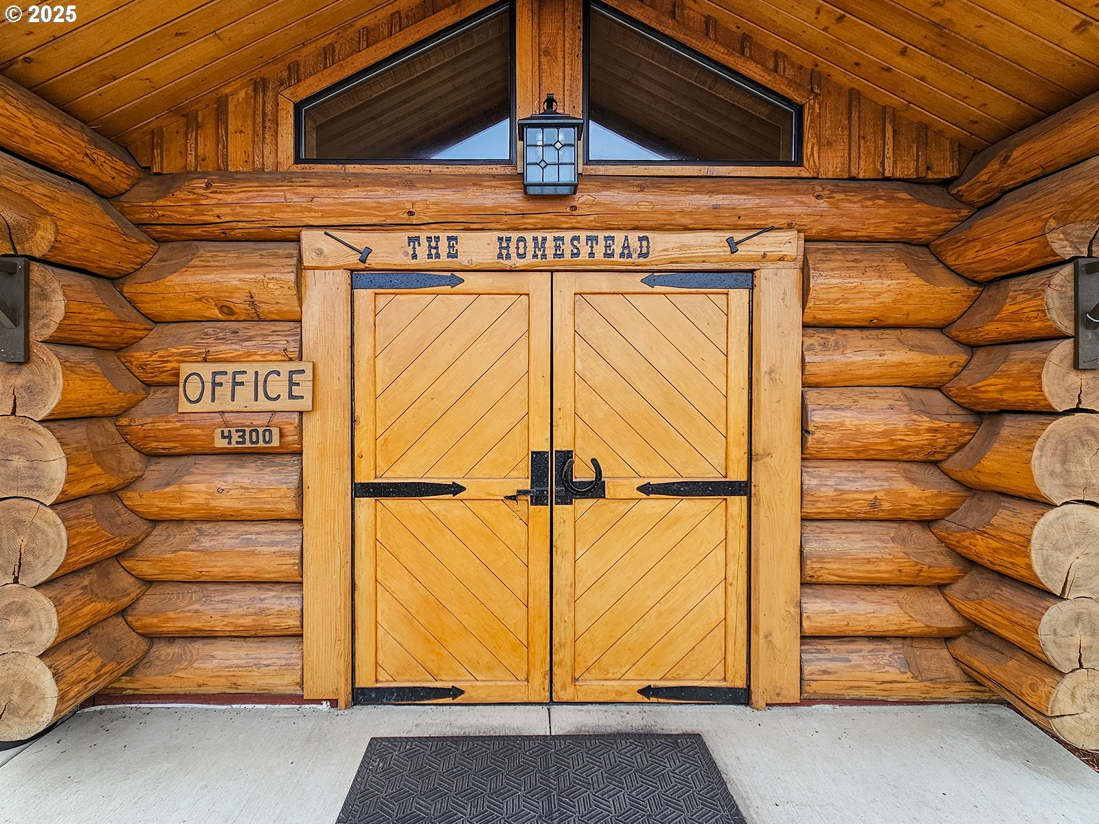 1509 Centennial Circle Forest Grove, OR 97116 - Photo 39 of 45 a view of entryway with a door