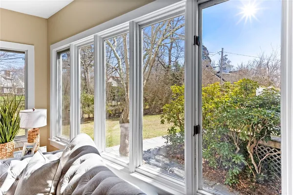 $589,000 | 446 Bellevue Avenue, Unit 3, Newport, RI 02840