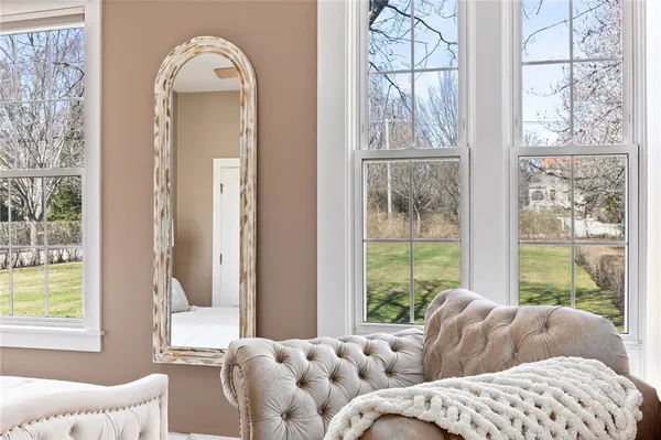$589,000 | 446 Bellevue Avenue, Unit 3, Newport, RI 02840
