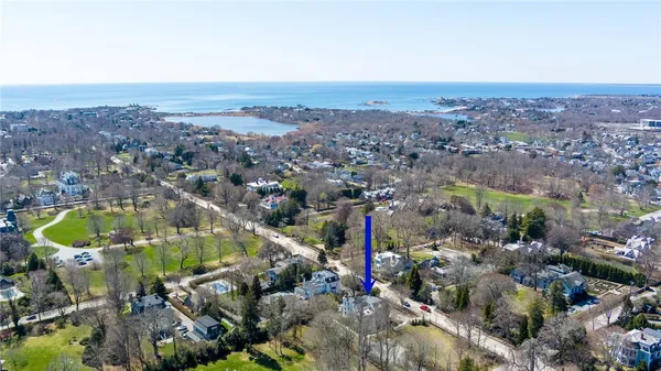 $589,000 | 446 Bellevue Avenue, Unit 3, Newport, RI 02840