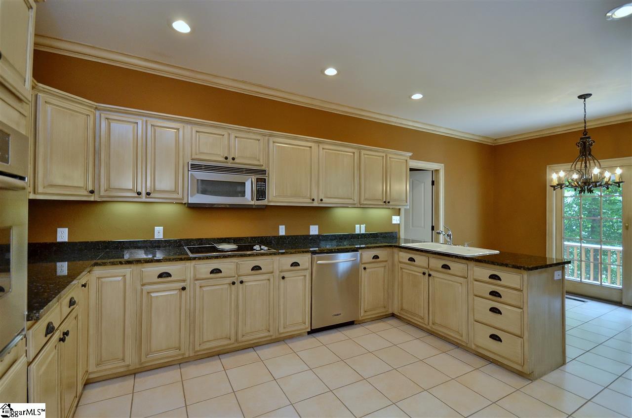 116 Kingshead Road Travelers Rest, SC 29690 - Photo 5 of 19 Gallery Image 5
