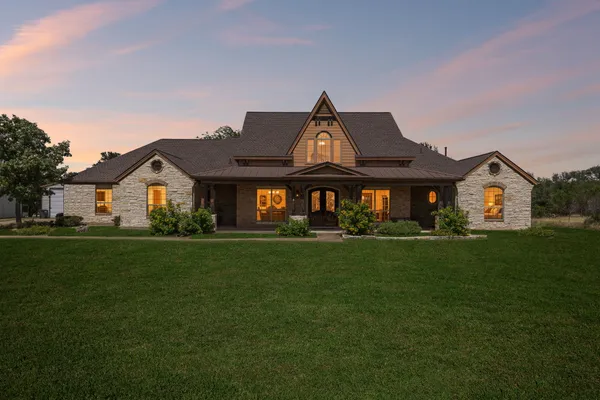 $1,800,000 | 438 Patricia Road, Georgetown, TX 78628