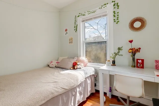 $6,800 | 62 Algonquin Road, Unit 1, Newton, MA 02467