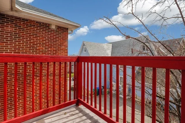 $6,800 | 62 Algonquin Road, Unit 1, Newton, MA 02467