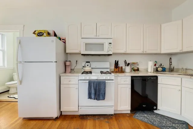 $6,800 | 62 Algonquin Road, Unit 1, Newton, MA 02467