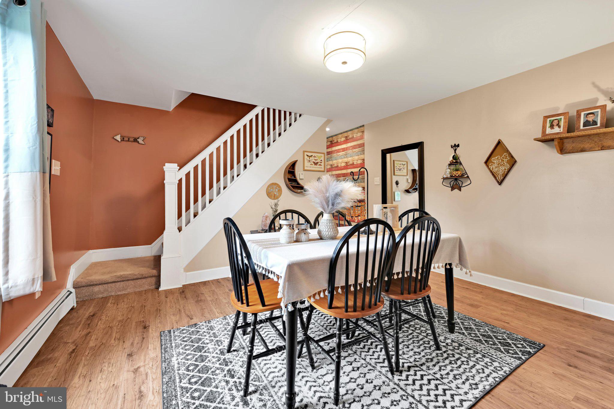 17 Southwest Lawn Road Pottsville, PA 17901 - Photo 10 of 31 Dining Area