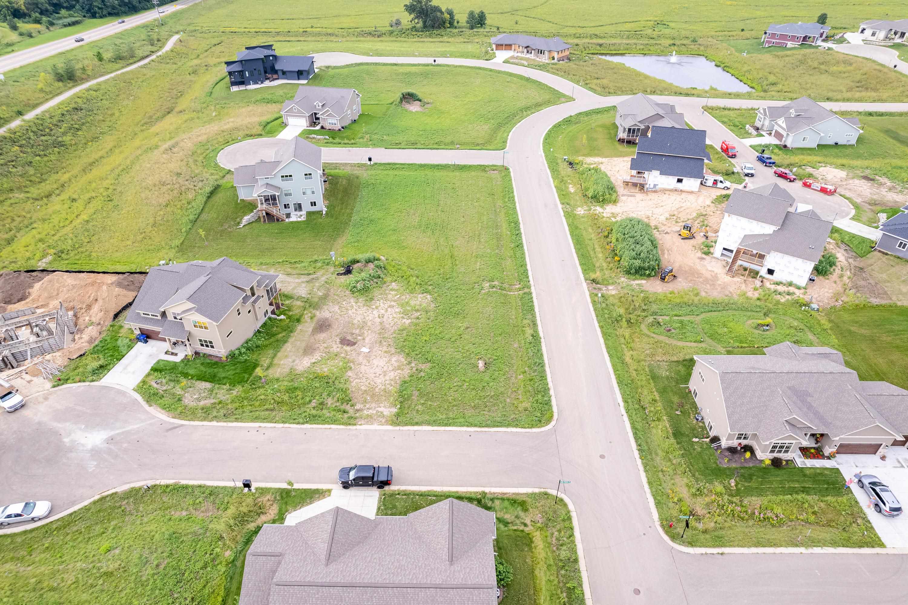 5831 Eagle Prairie Court Waunakee, WI 53597 - Photo 2 of 2