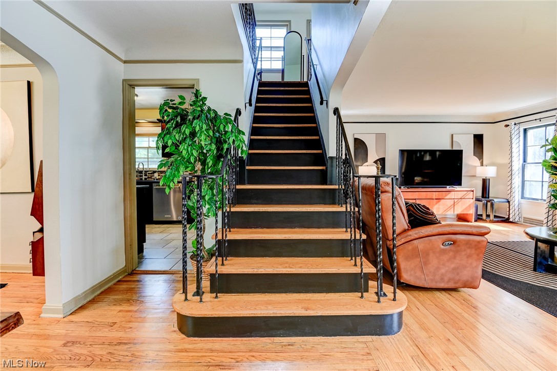 14221 South Woodland Road Cleveland, OH 44120 - Photo 14 of 34
