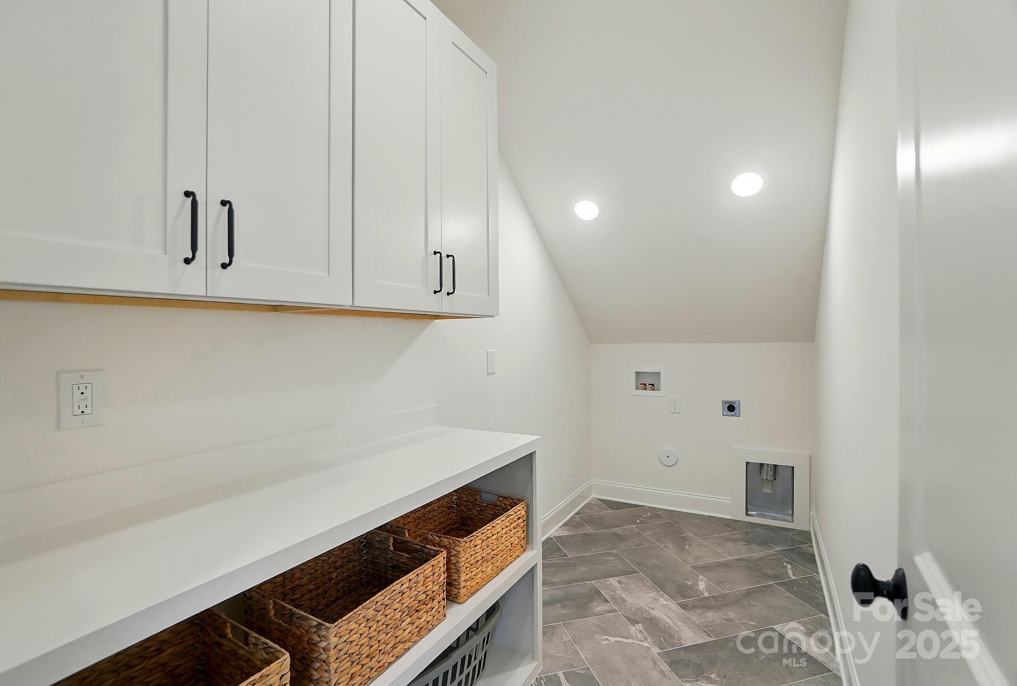 9315 Simpson Road Waxhaw, NC 28173 - Photo 37 of 45 a view of room with window