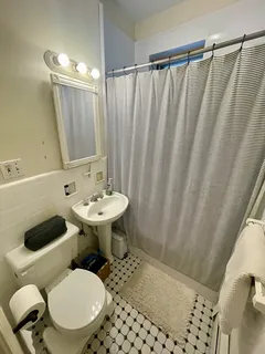 $2,100 | 206 Chestnut Hill Avenue, Unit 4, Boston, MA 02135