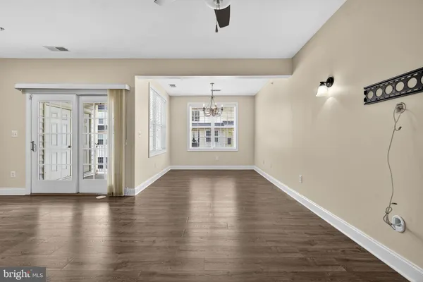 $2,900 | 2222 Margraf Circle, Woodbridge, VA 22191