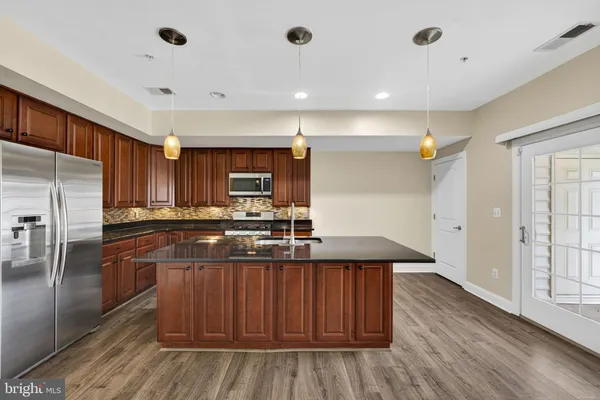 $2,900 | 2222 Margraf Circle, Woodbridge, VA 22191