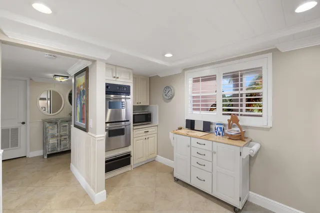 $985,000 | 1701 Northeast Ocean Boulevard, Unit 103, Stuart, FL 34996