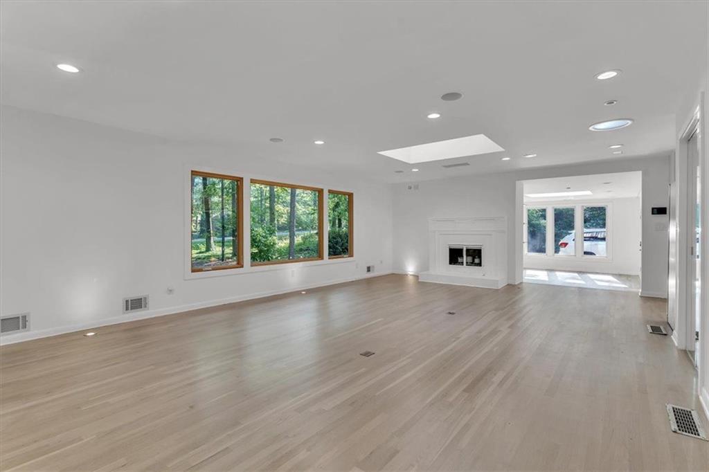 2605 McKinnon Drive Decatur, GA 30030 - Photo 4 of 24