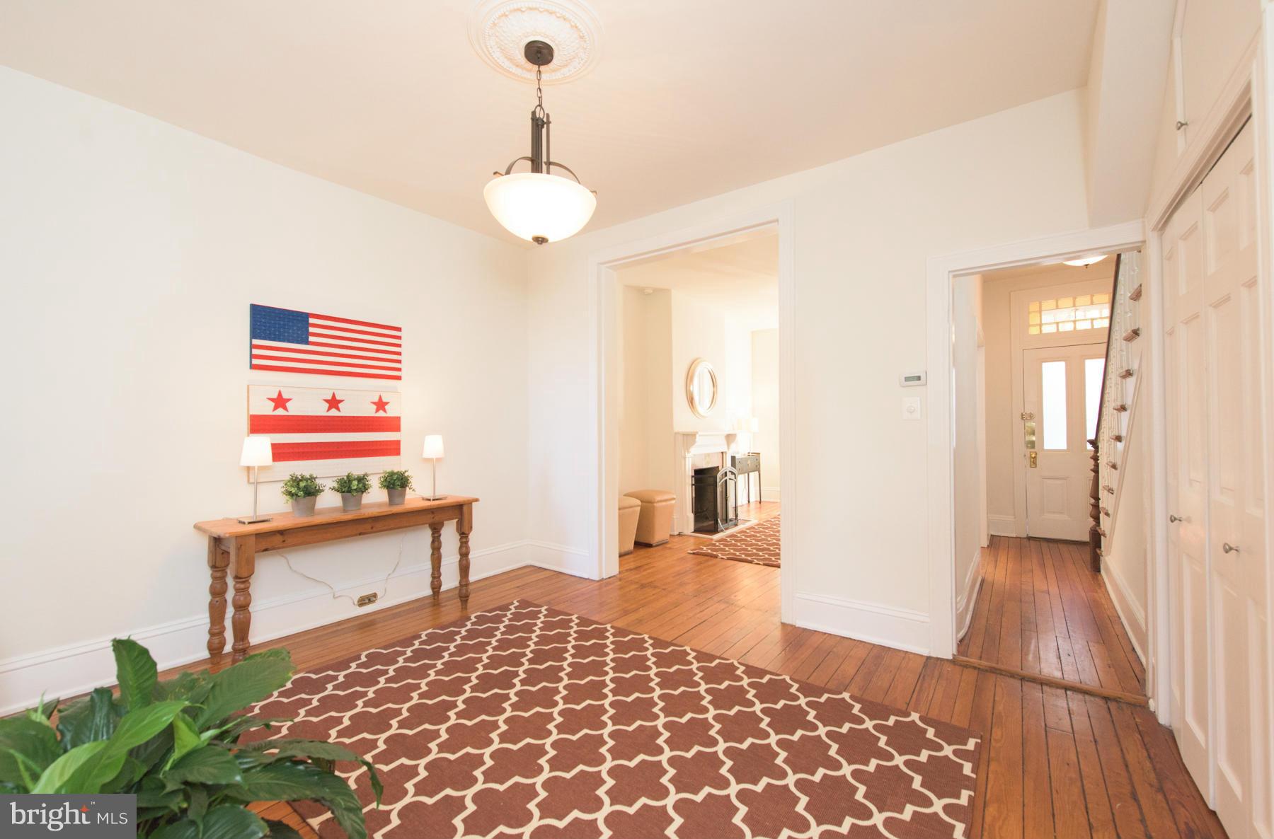 411 3rd Street Northeast Washington, DC 20002 - Photo 3 of 30 DR could be family/tv room!