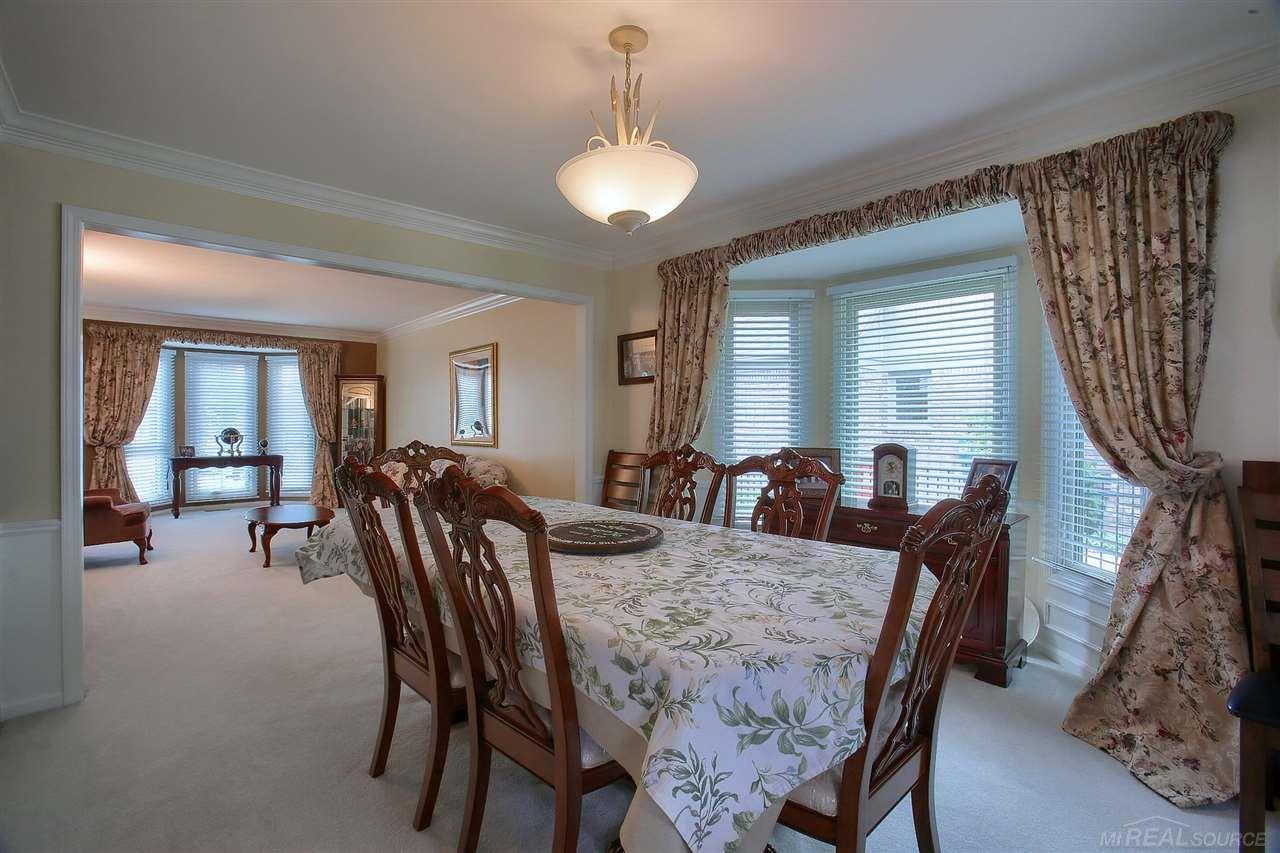 46324 Fairwind Road Macomb, MI 48044 - Photo 9 of 34 50014050-8.JPG