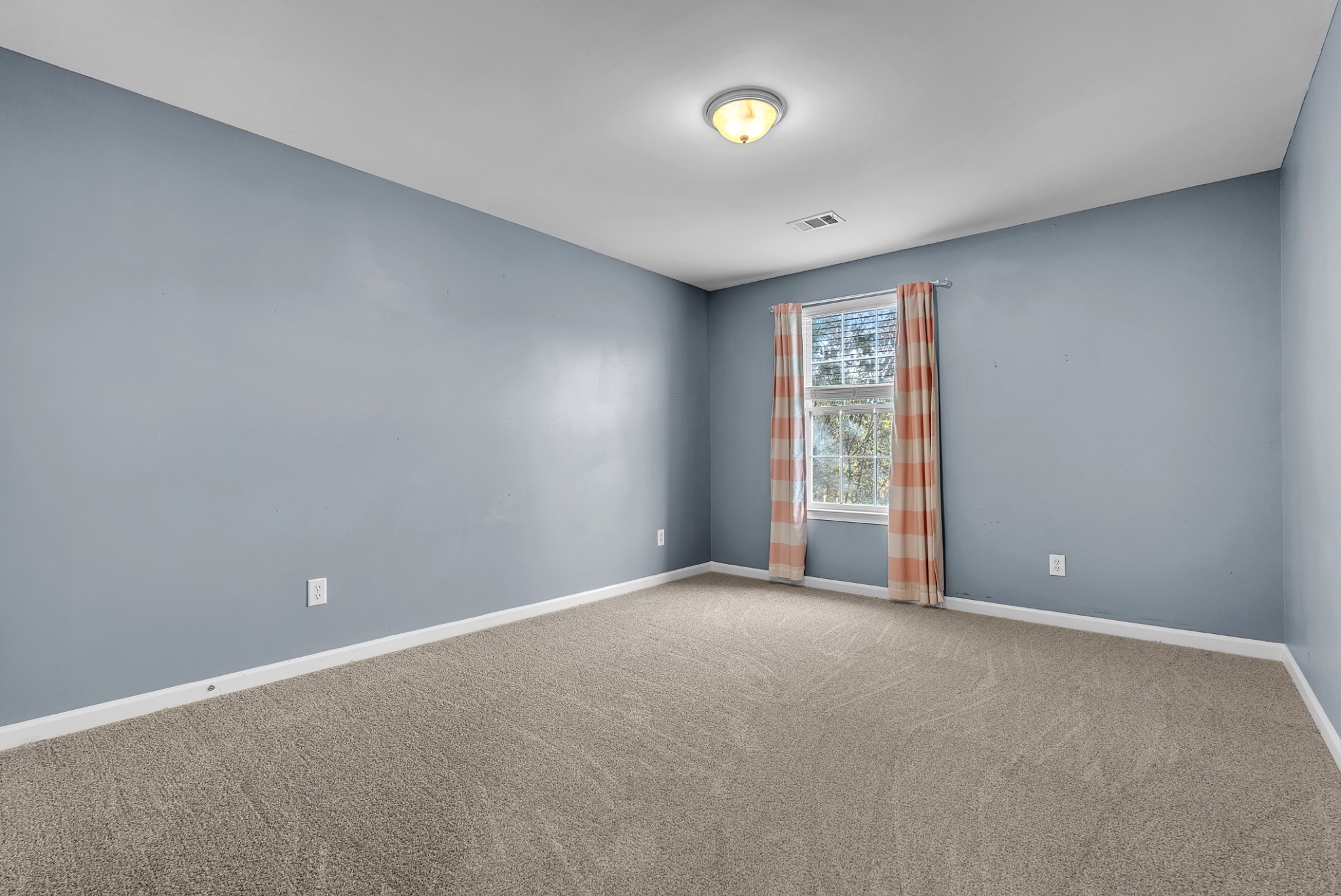3924 Signature Court Smyrna, TN 37167 - Photo 29 of 35 a view of an empty room with a window