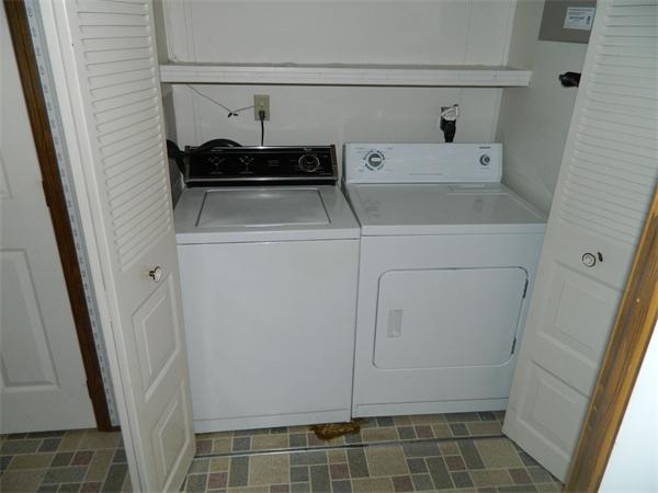 5 John Alden Road Taunton, MA 02780 - Photo 8 of 9 Gallery Image 8