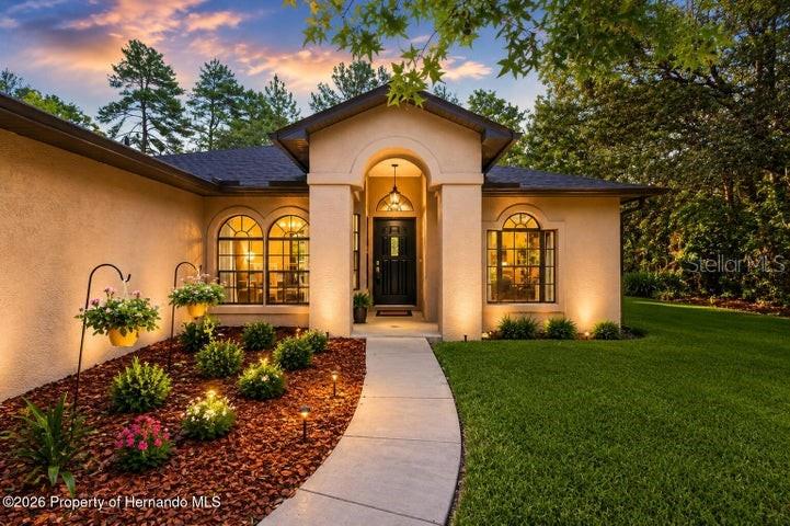 8330 Cockatoo Road Weeki Wachee, FL 34613 - Photo 2 of 27