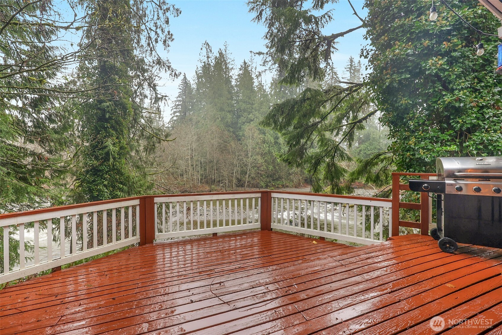 13109 Crystal Springs Road Granite Falls, WA 98252 - Photo 7 of 32 a view of deck with wooden floor and fence